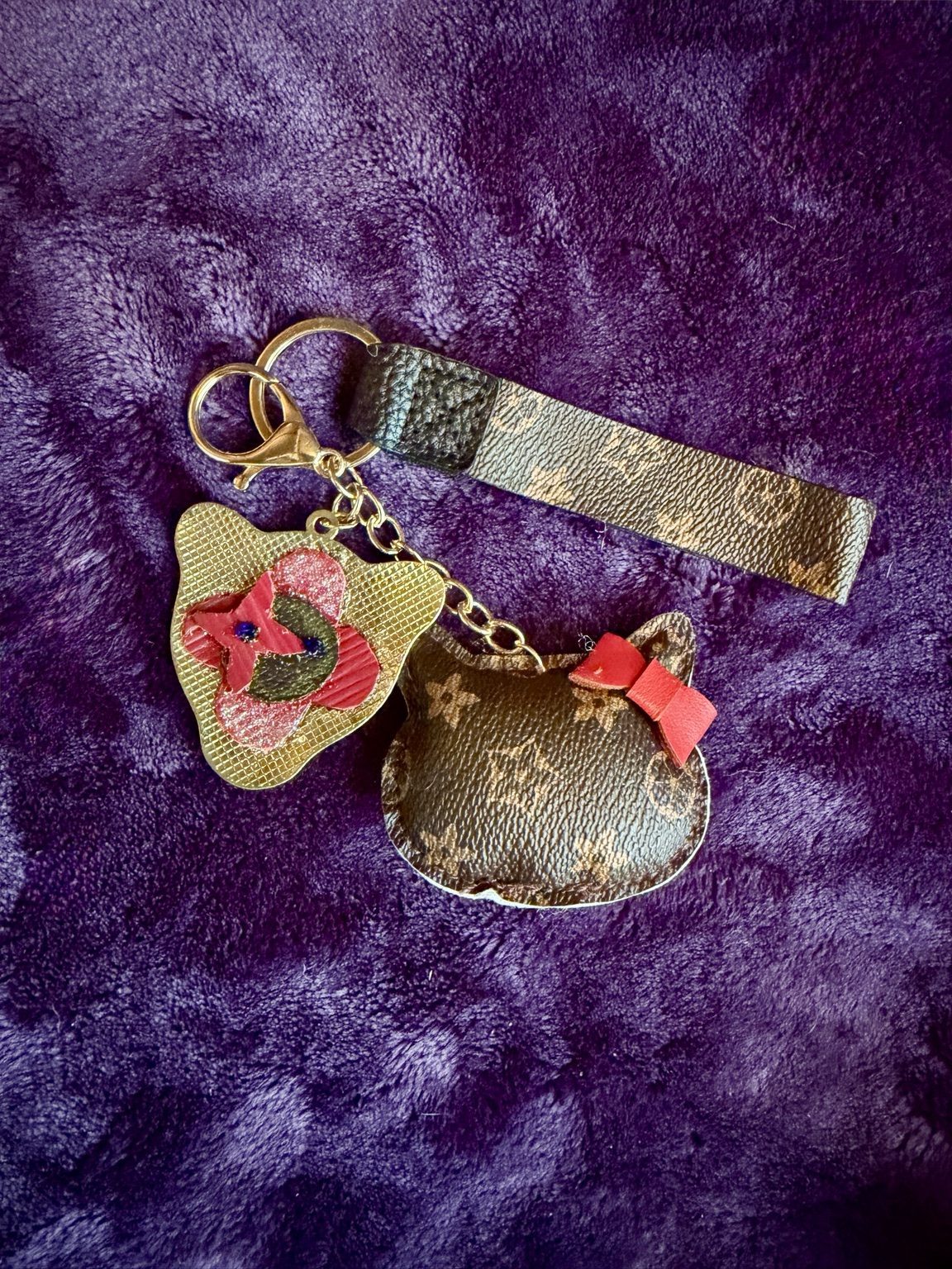 $8 Keychain #13 — Up-Cycled Kitty Wristlet Keychain