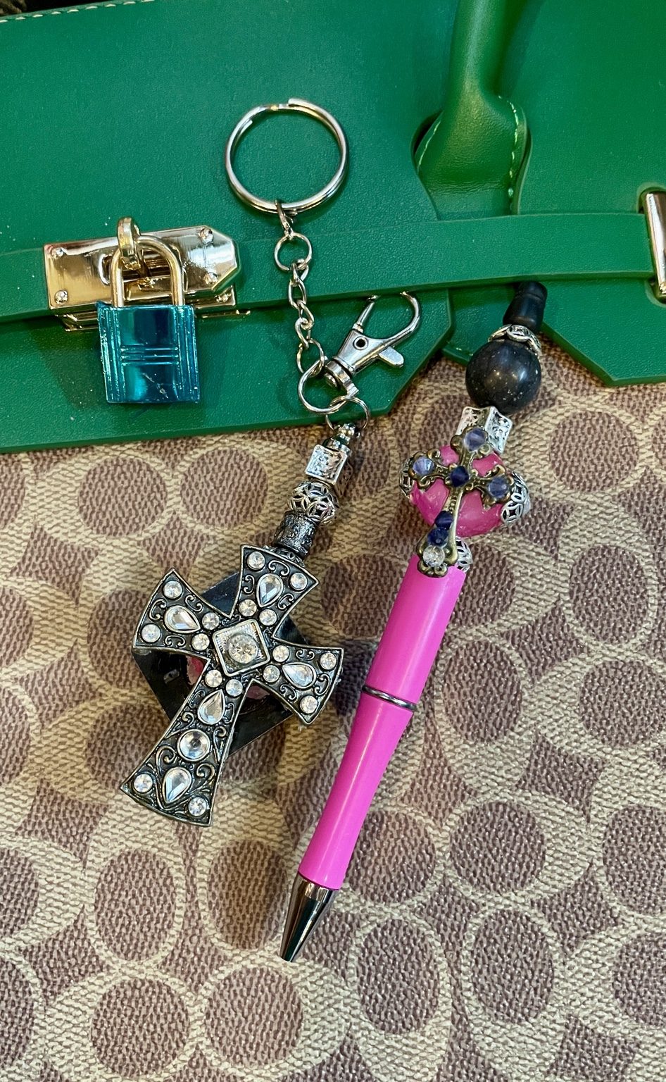 Pen and Keychain Set preview