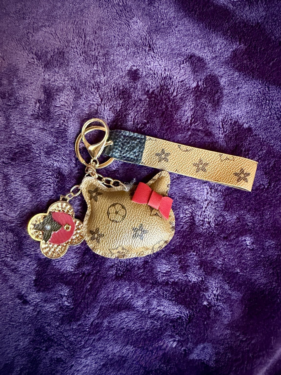$8 Keychain #15 — Gold Up-Cycled Kitty Wristlet Keychain